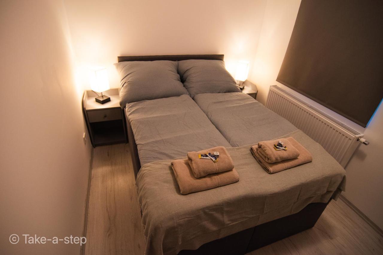 Qonroom - As Individual As - Apartment